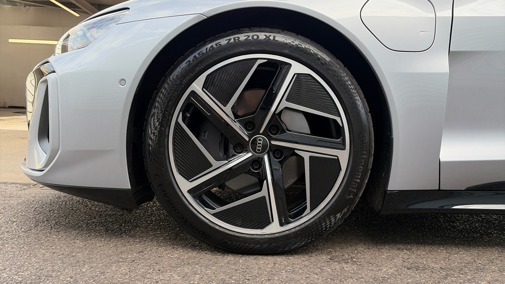 Audi E Tron GT 105Kwh Saloon Quattro 592 Ps Silver #18