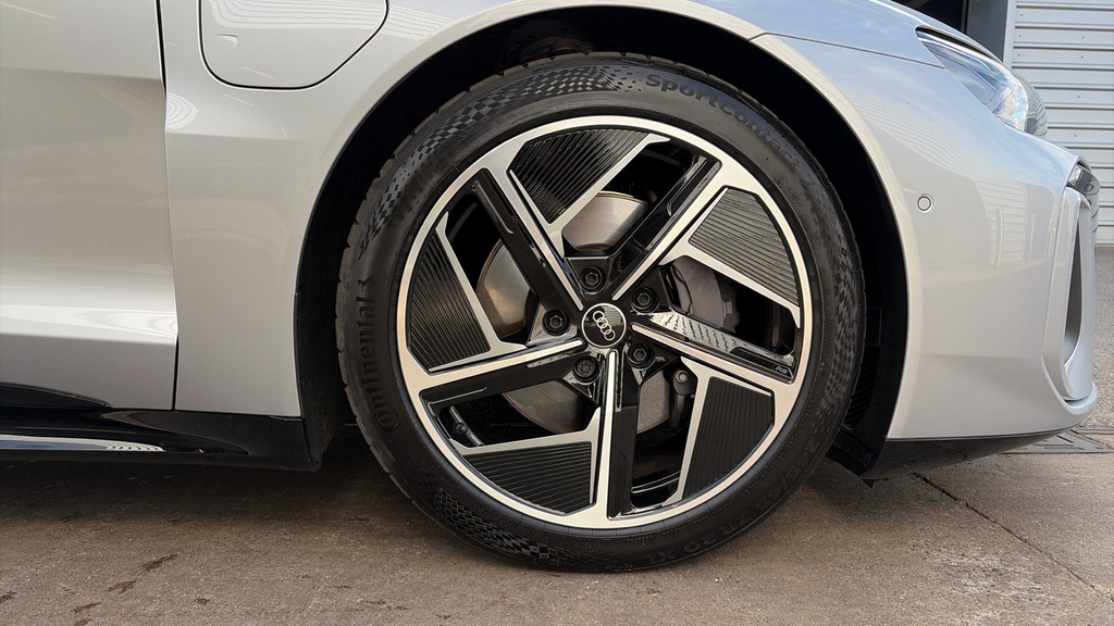 Audi E Tron GT 105Kwh Saloon Quattro 592 Ps Silver #17