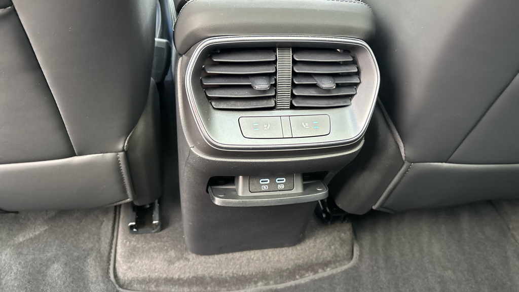 Byd Sealion 7 390Kw Design Awd 83Kwh 2025 Black #33