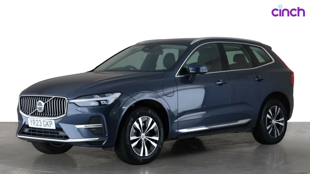 Volvo XC60 B5 P Awd Core Rear Camera, Heated Seats, Apple Grey #1