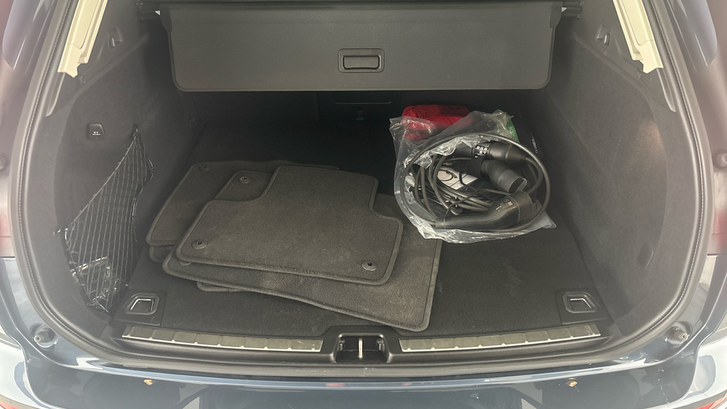Volvo XC60 B5 P Awd Core Rear Camera, Heated Seats, Apple Grey #18