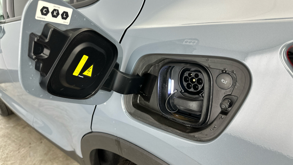 Volvo C40 Recharge Ultimate, Single Motor, Grey #27