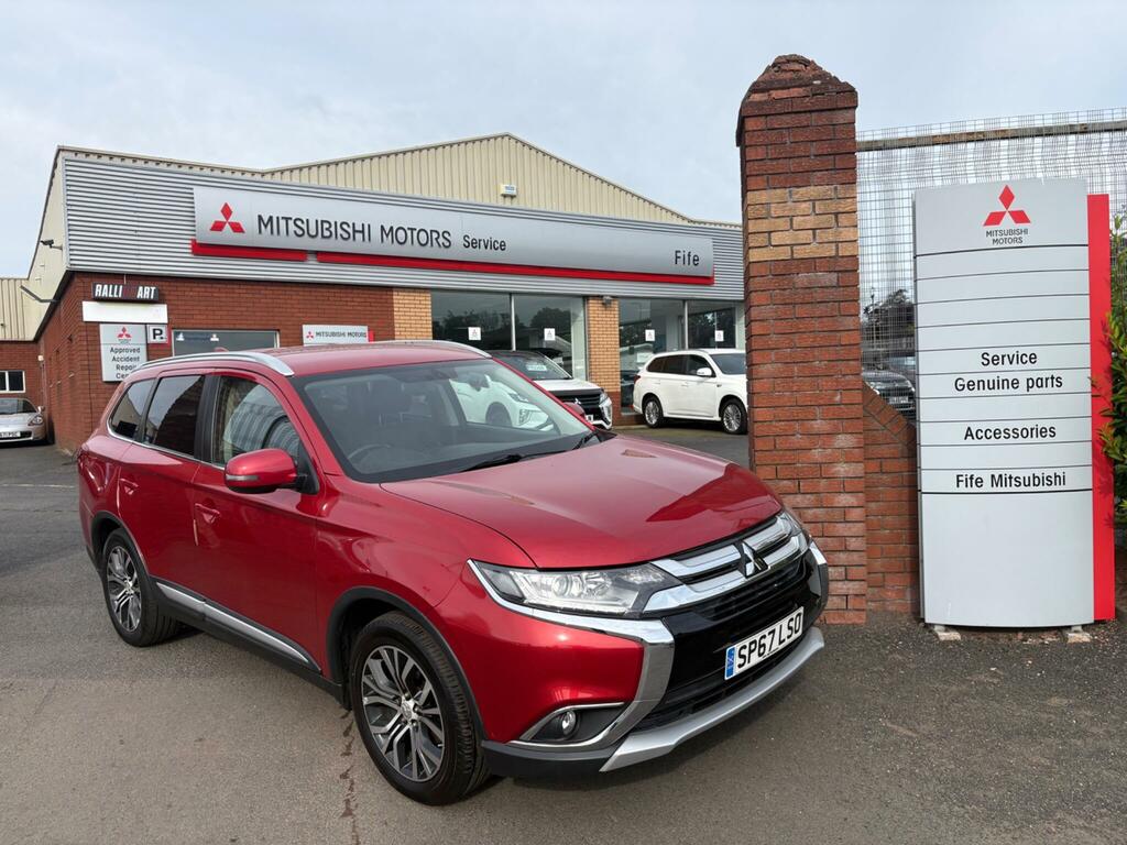 Mitsubishi Outlander 2.2 Di-d 3 Suv 4Wd Euro 6 Ss Red