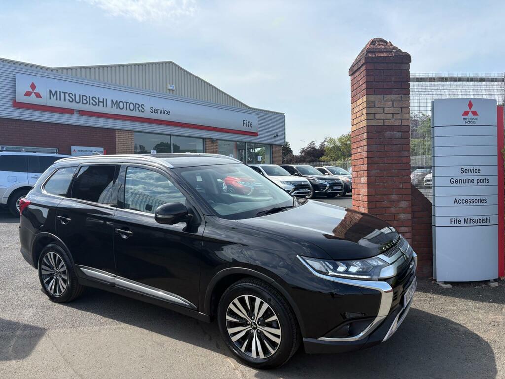 Mitsubishi Outlander 2.0 Mivec Exceed Cvt 4Wd Euro 6 Ss Black
