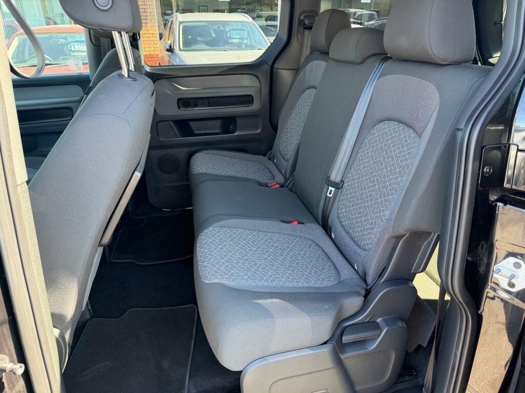 Volkswagen  210Kw Match Pro 77Kwh Interior Pack, Exterior Pac Blue #3