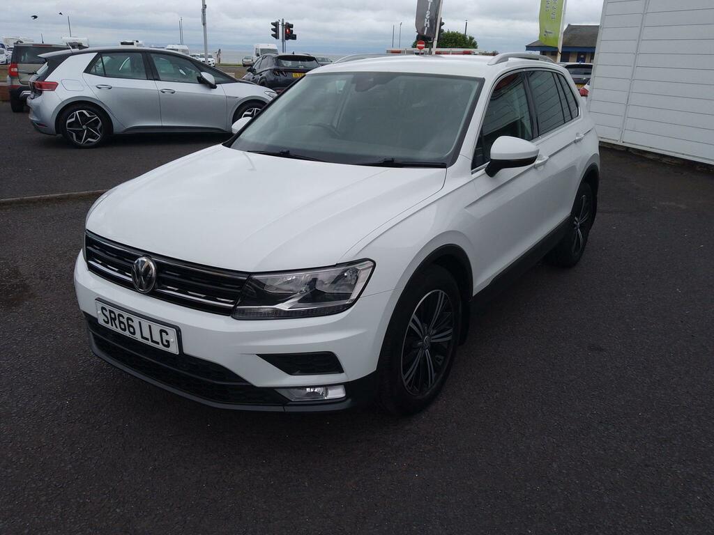 Volkswagen Tiguan 2.0 Tdi Bluemotion Tech Se Dsg Euro 6 Ss White #2