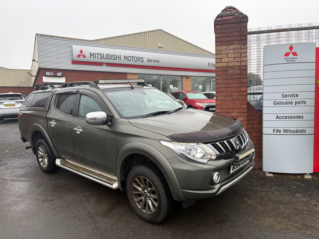 Mitsubishi L200 2.4 Di-d Dc Barbarian 4Wd Euro 6 Green