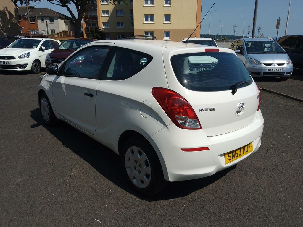 Hyundai I20 1.2 Classic Euro 5 White #6