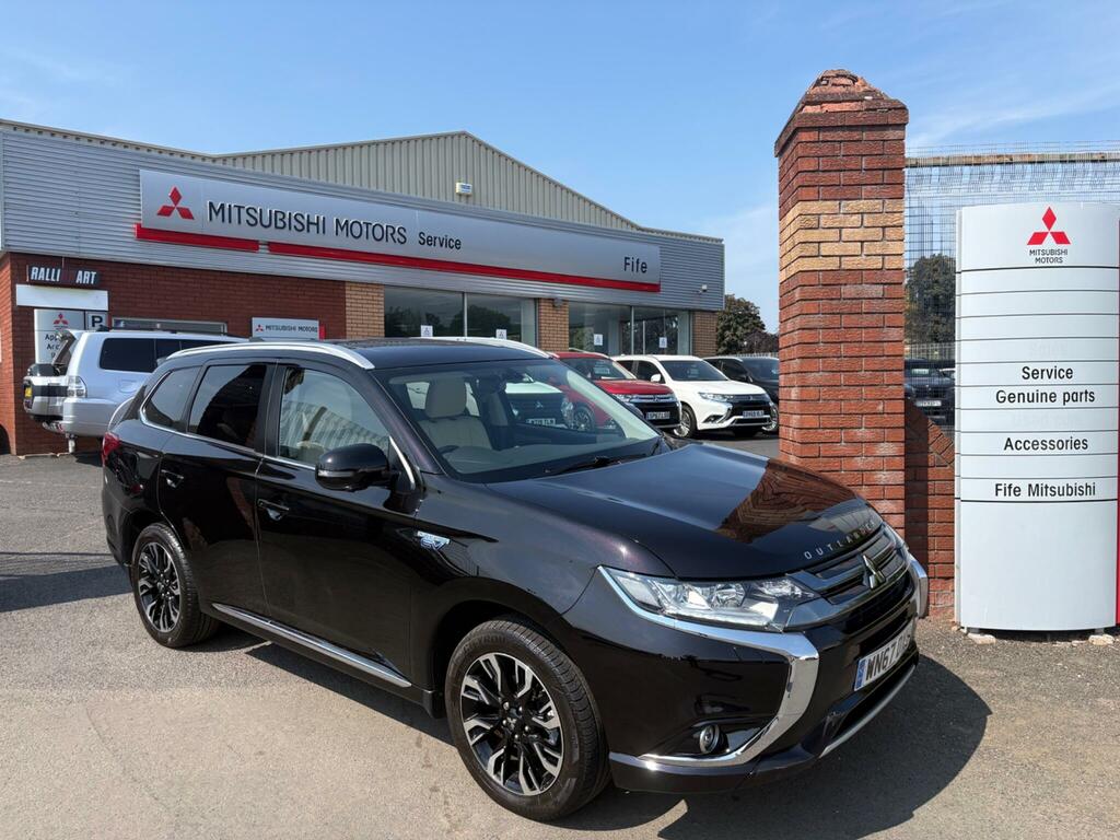 Mitsubishi Outlander 2.0H 12Kwh 5H Cvt 4Wd Euro 6 Ss Black