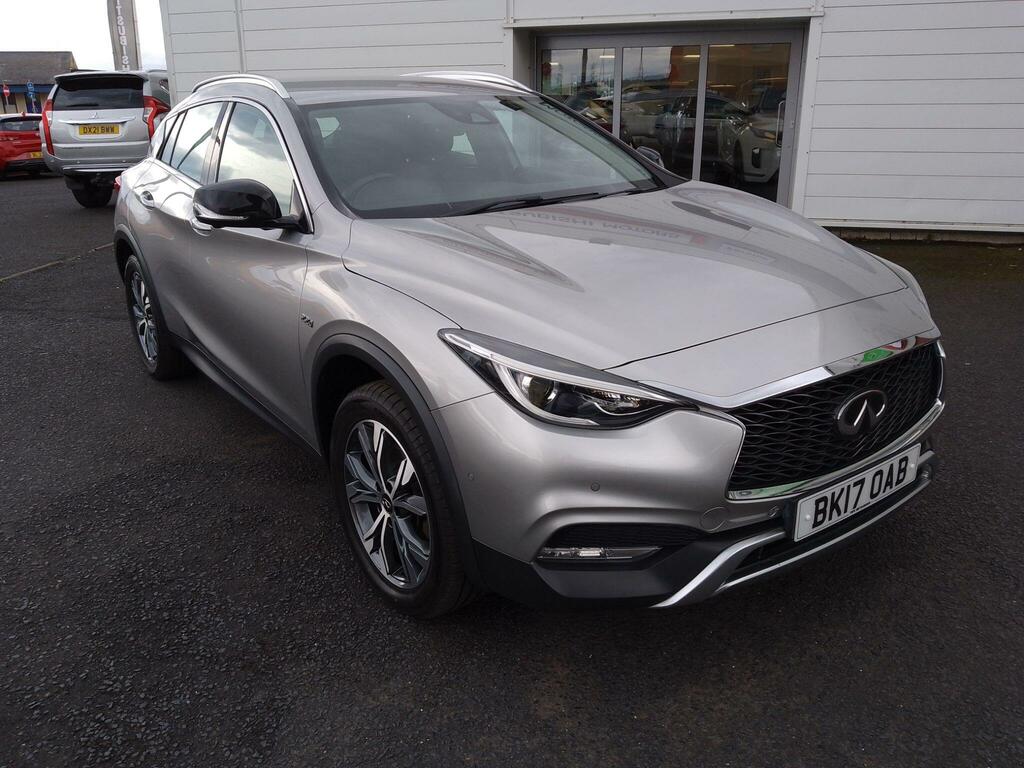 Infiniti QX30 2.2D Premium Tech Dct Black #4