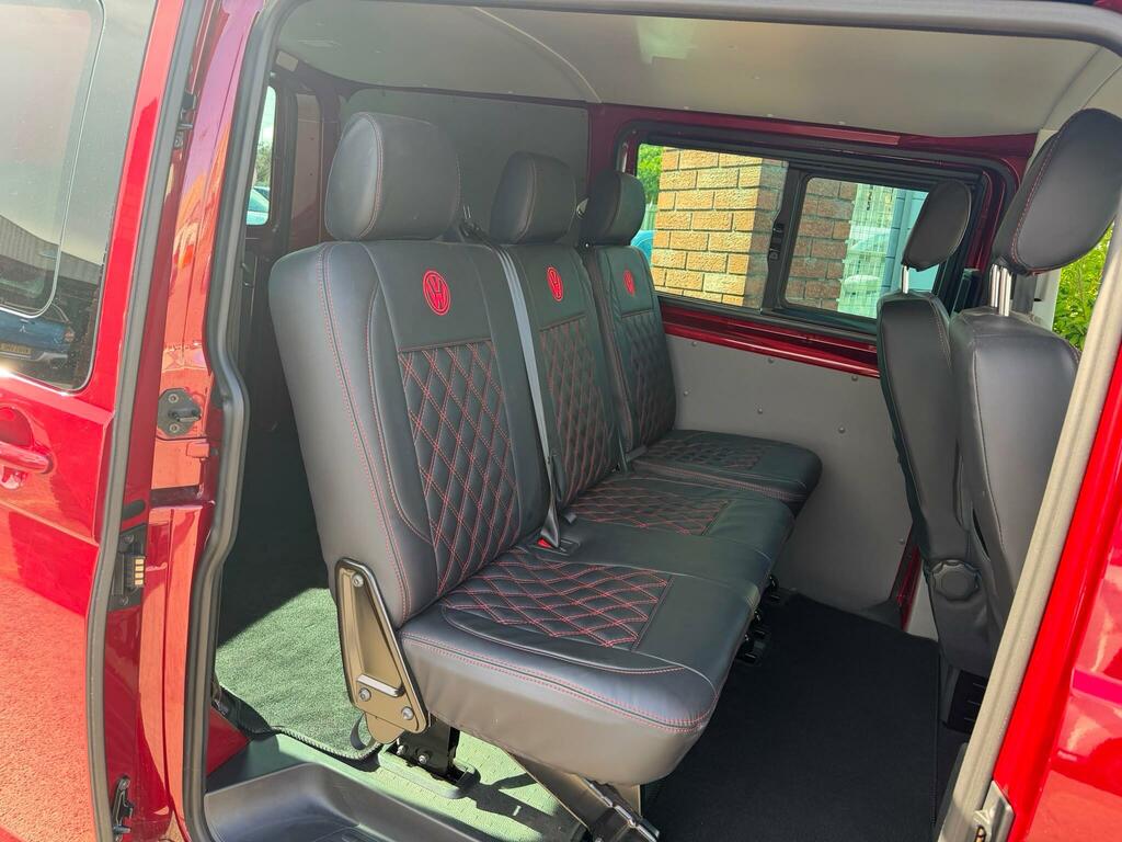 Volkswagen Transporter 2.0 Tdi T30 Highline Kombi Double Cab M Red #3
