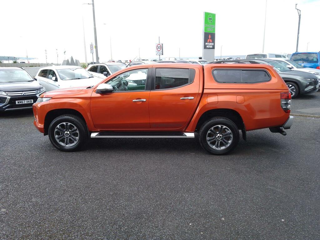 Mitsubishi L200 2.2 Di-d Dc Barbarian 4Wd Euro 6 Ss Orange #5