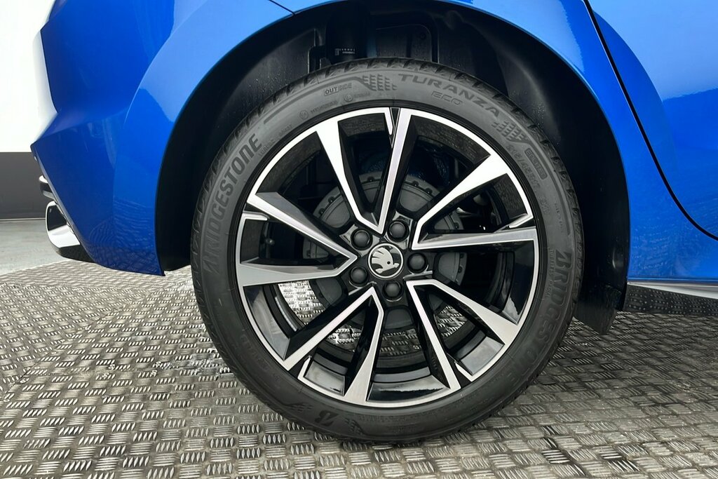 Skoda Fabia Hatch Monte Carlo Edition 1.0 Tsi 116 Ps Dsg KR75PVT Blue #5