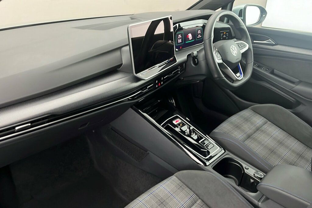 Volkswagen Golf Hatch Gte 1.5 Tsi 272Ps 6-Speed Dsg DG75ZXP Silver #2