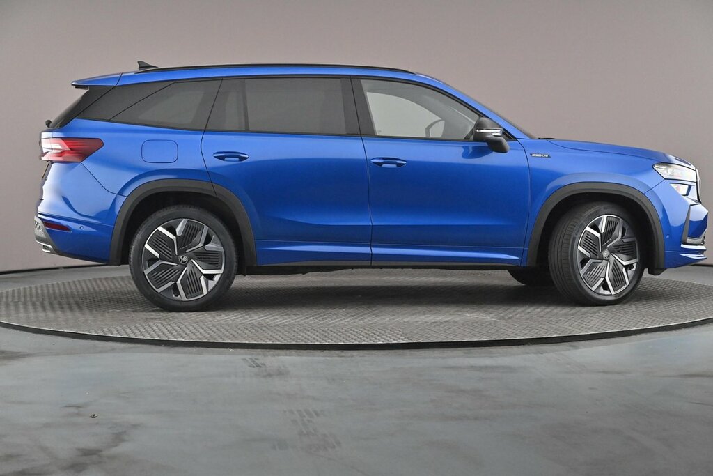 Skoda Kodiaq Sportline 7 Seats 2.0 Tdi 193 Ps Dsg 4X4 Blue #4
