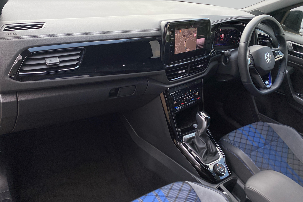 Volkswagen T-Roc R Black Edition 2.0 Tsi 4Motion 300Ps 7-Speed Dsg Black #2