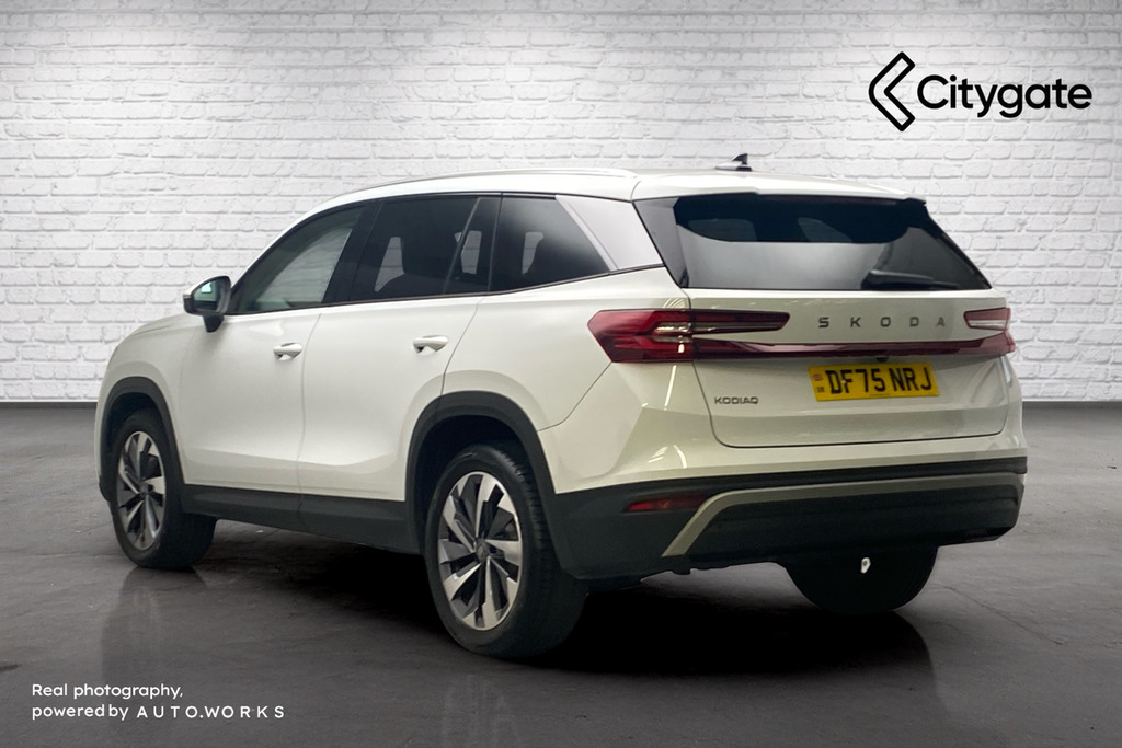 Skoda Kodiaq Se L 7 Seats 1.5 Tsi E-tec 150 Ps Dsg DF75NRJ White #3