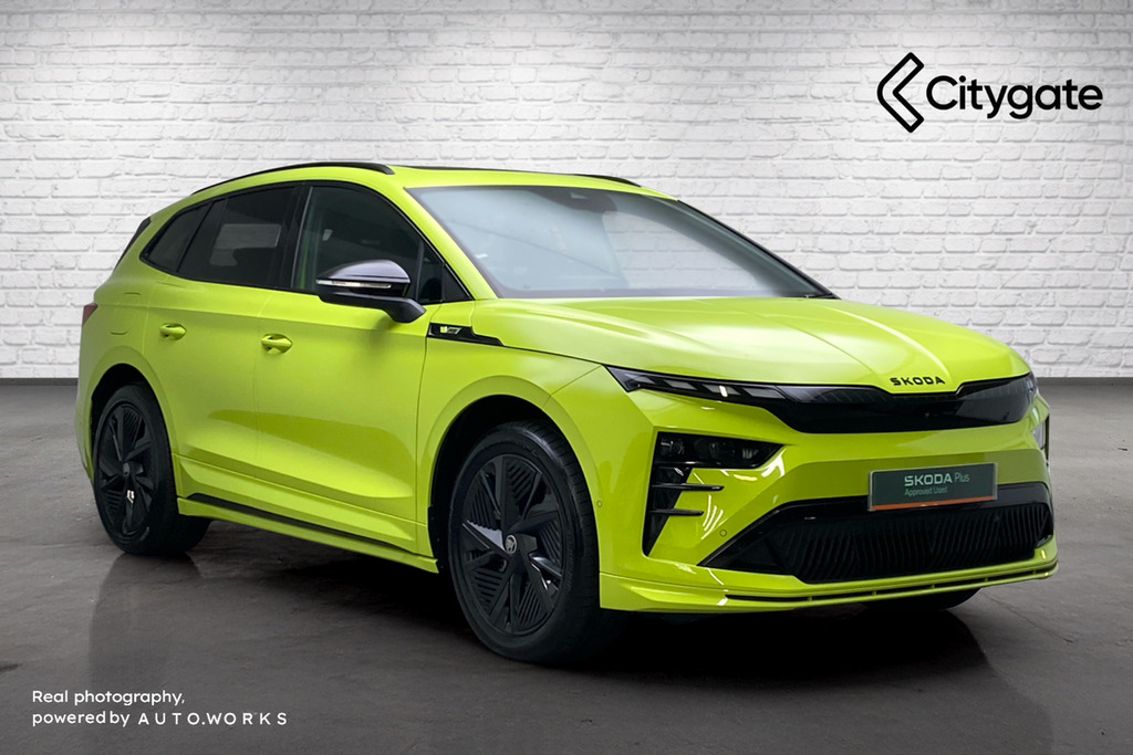 Skoda ENYAQ Vrs 84 Kwh 340 Ps Single Speed 4X4 Green