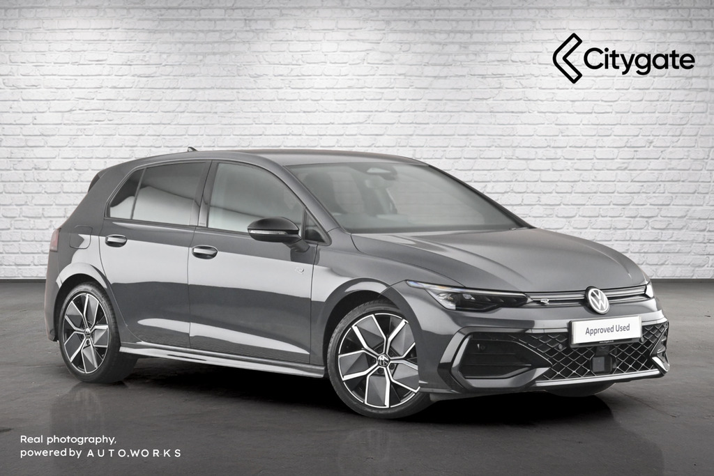 Volkswagen Golf Hatch Black Edition 1.5 Etsi 150 Ps 7-Speed Dsg 5 Grey
