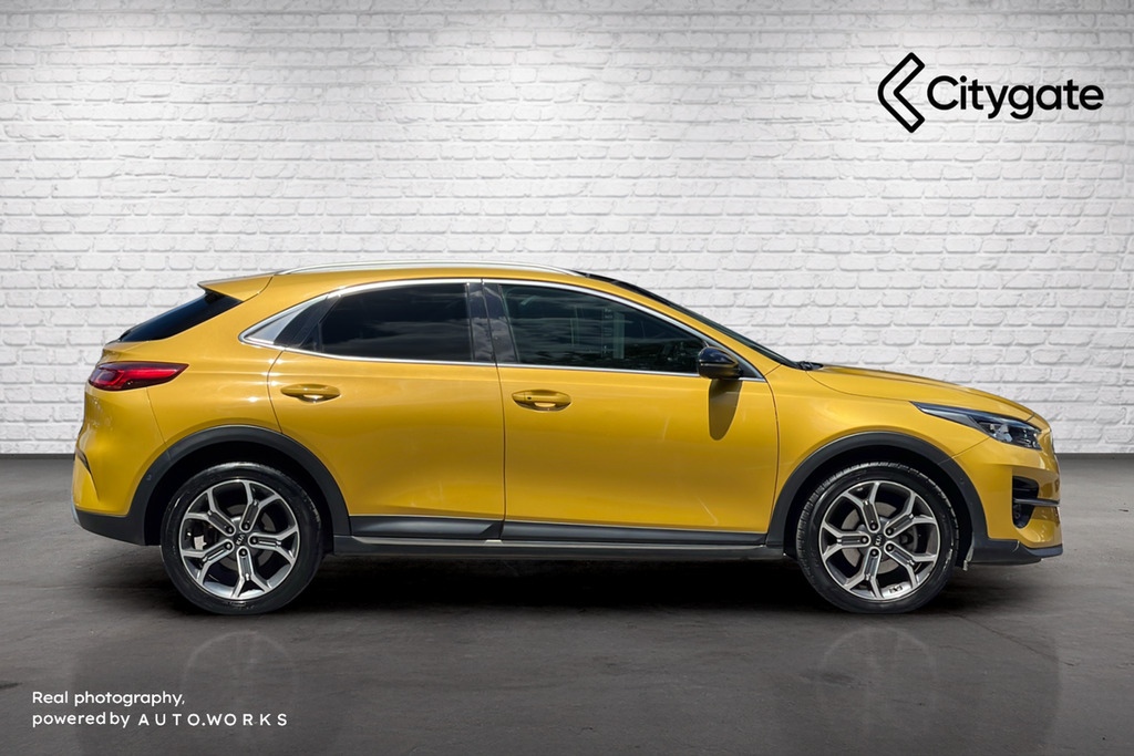 Kia Xceed 1.6 Gdi 8.9Kwh First Edition Suv Plug-i Yellow #4
