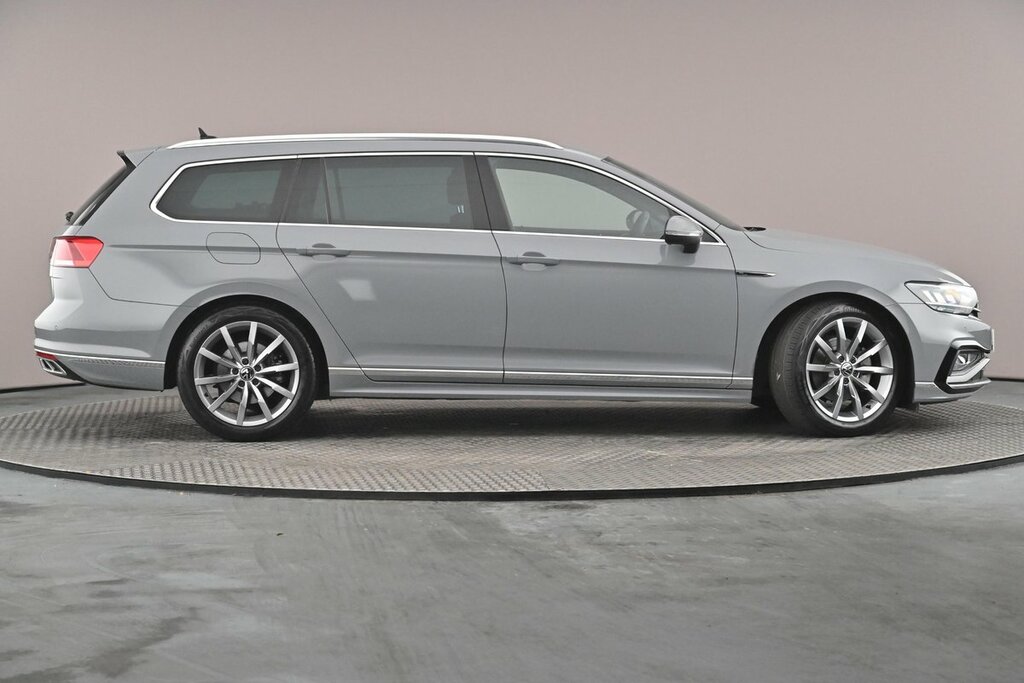 Volkswagen Passat R-line 1.5 Tsi Evo 150Ps 7-Speed Dsg Grey #4