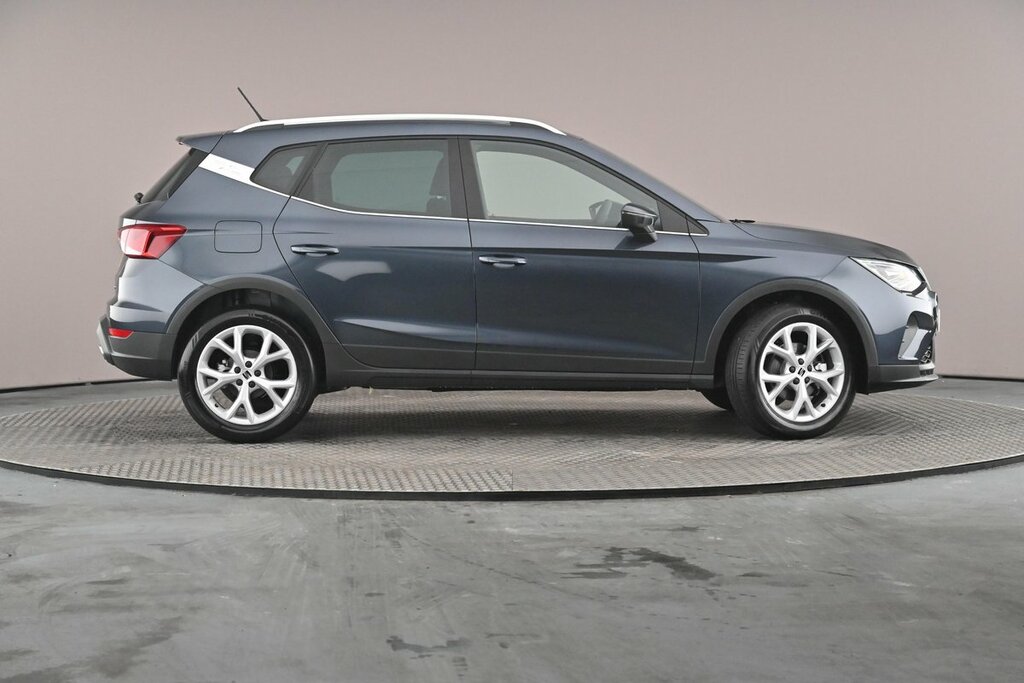 Seat Arona Fr 1.0 Tsi 115 7-Speed Grey #4