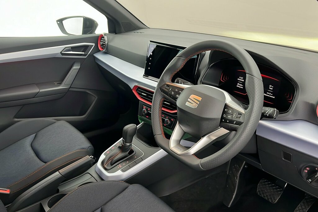 Seat Arona Fr 1.0 Tsi 115 7-Speed Grey #6