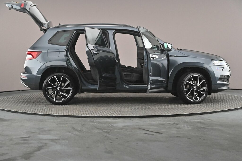 Skoda Karoq 1.5 Tsi Se L Dsg Black #45