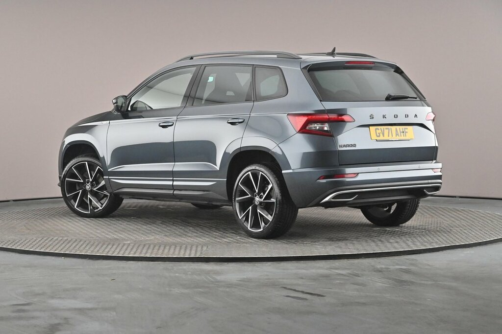Skoda Karoq Sportline 1.5 Tsi 150 Ps Dsg Grey #3