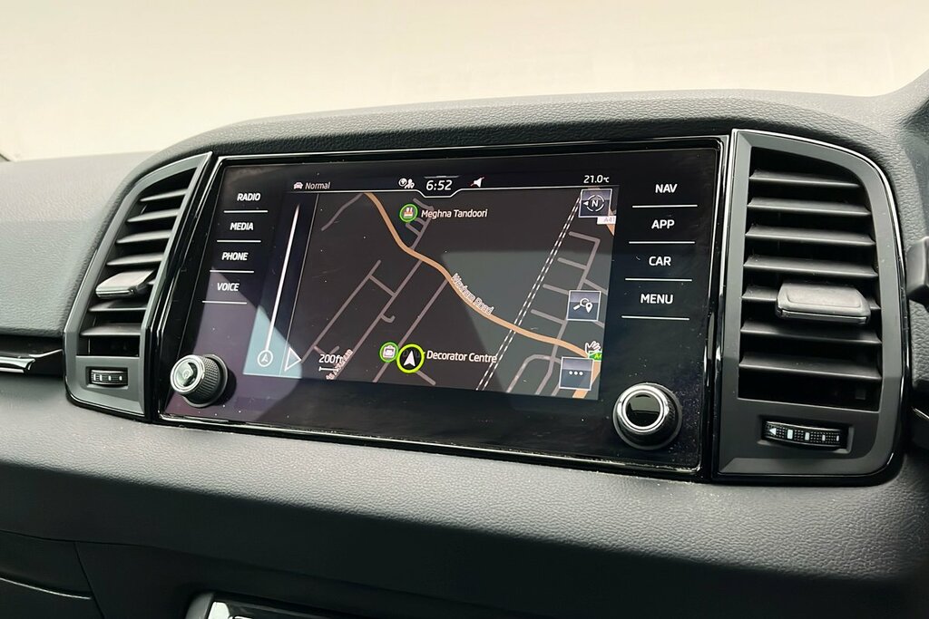 Skoda Karoq 1.5 Tsi Se L Dsg Black #17