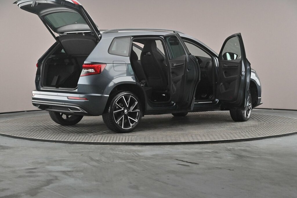 Skoda Karoq 1.5 Tsi Se L Dsg Black #44
