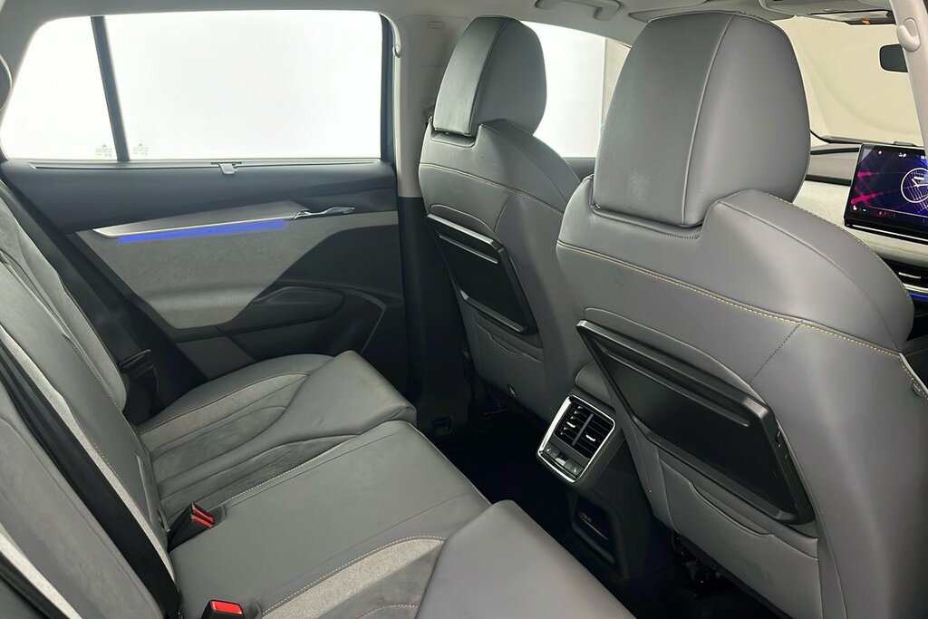 Skoda ENYAQ 62Kwh 60 Blue #14