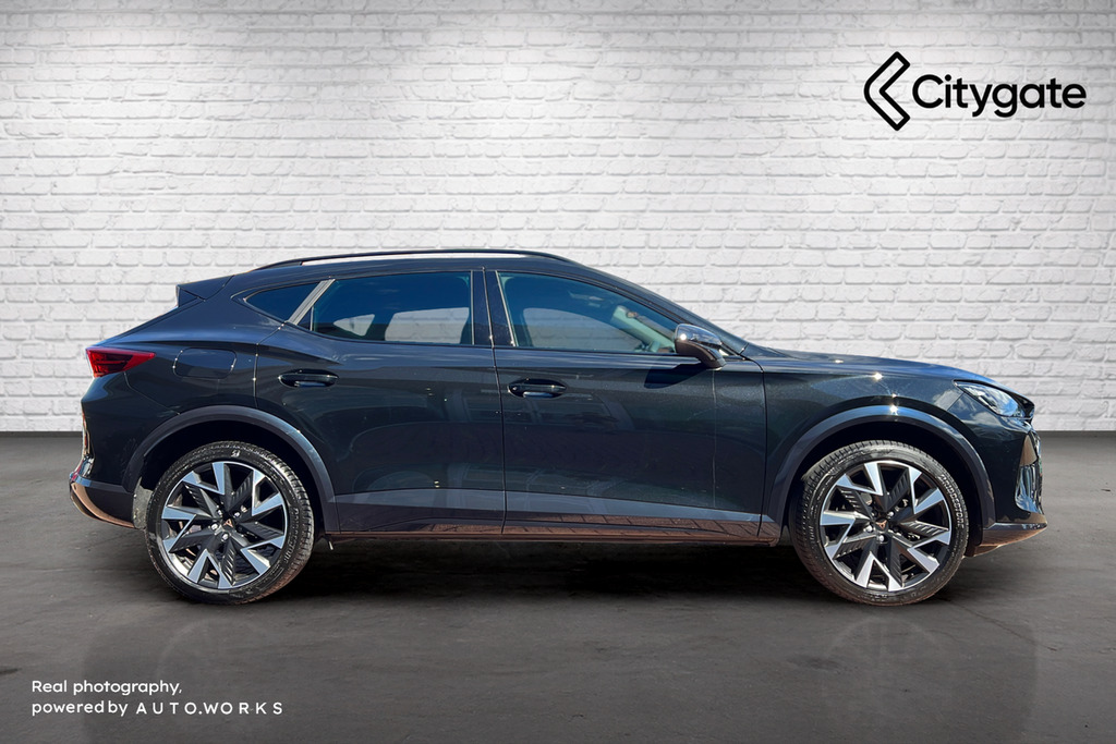 Cupra Formentor V2 1.5 Etsi 150 7-Speed LS25USD Black #4