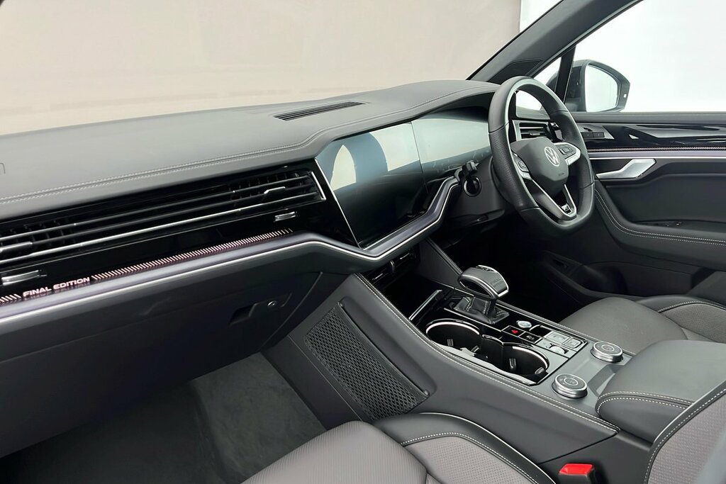Volkswagen Touareg Final Edition 3.0 Tdi 4Motion 286 Ps 8-Speed Tiptr Black #2