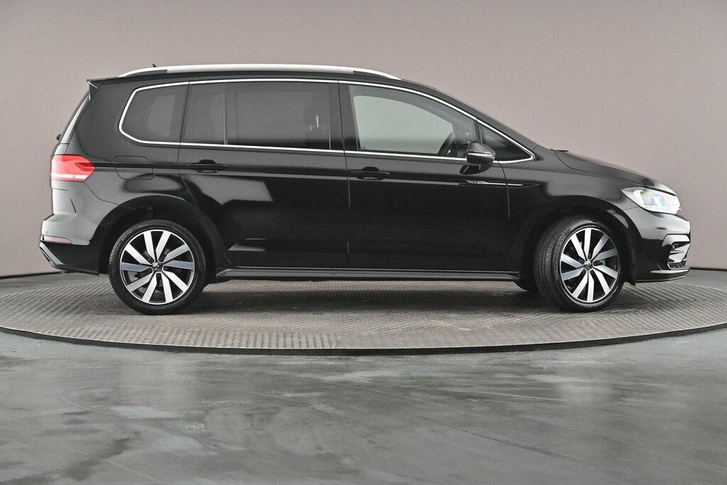Volkswagen Touran R-line 1.5 Tsi 150 Ps 7-Speed Dsg Black #3