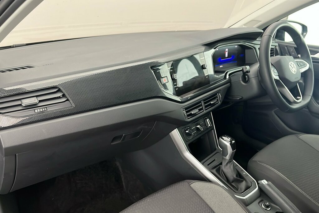 Volkswagen Polo Match 1.0 Tsi 95 Ps 7-Speed Dsg Black #2