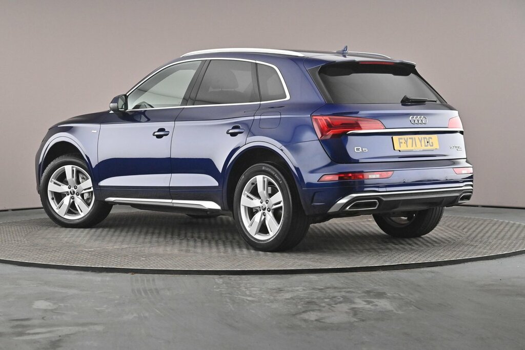 Audi Q5 S Line 50 Tfsi E Quattro 299 Ps S Tronic FY71YDG Blue #2