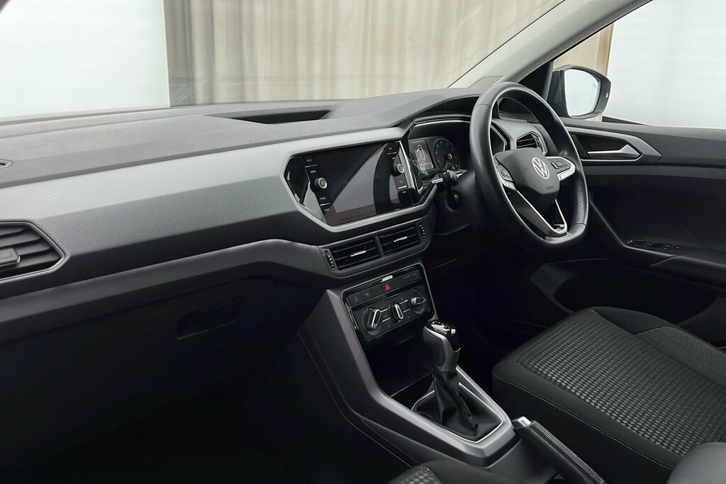 Volkswagen T-Cross Active 1.0 Tsi 110Ps 7-Speed Dsg Grey #2