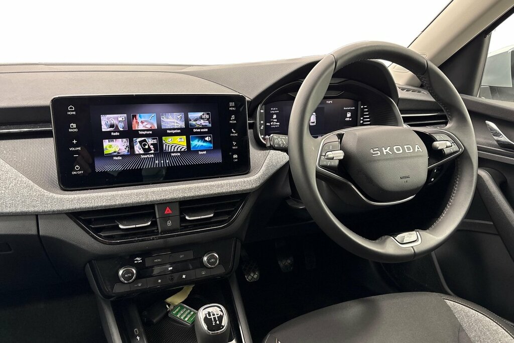 Skoda Kamiq Se Edition 1.0 Tsi 95 Ps 5G Man GJ75JWF Silver #2