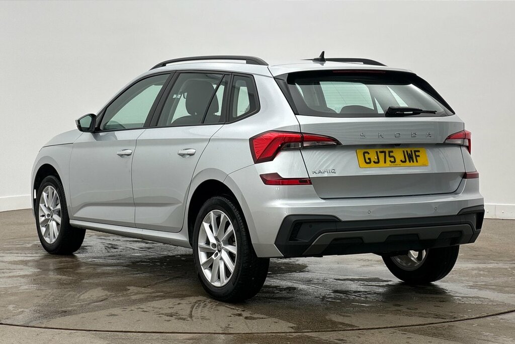 Skoda Kamiq Se Edition 1.0 Tsi 95 Ps 5G Man GJ75JWF Silver #3
