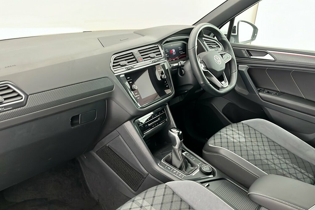 Volkswagen Tiguan R-line 2.0 Tsi 190Ps 7-Speed Dsg 4Motion White #2