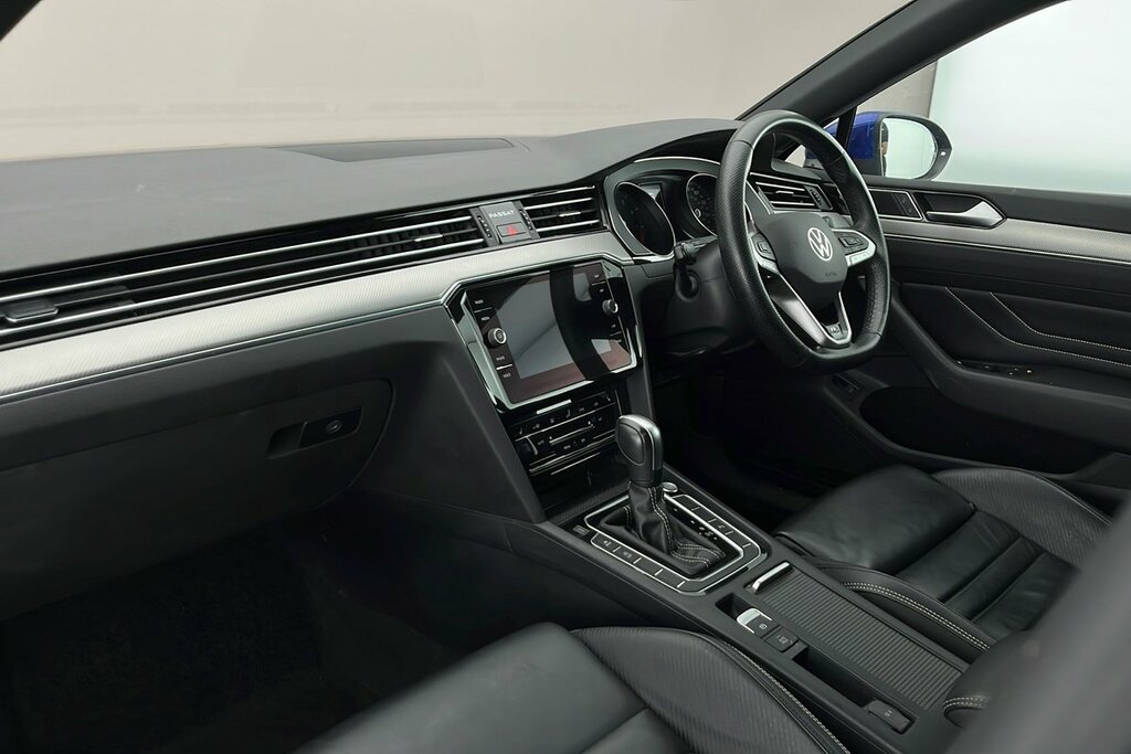 Volkswagen Passat R-line 1.5 Tsi Evo 150Ps 7-Speed Dsg Blue #2