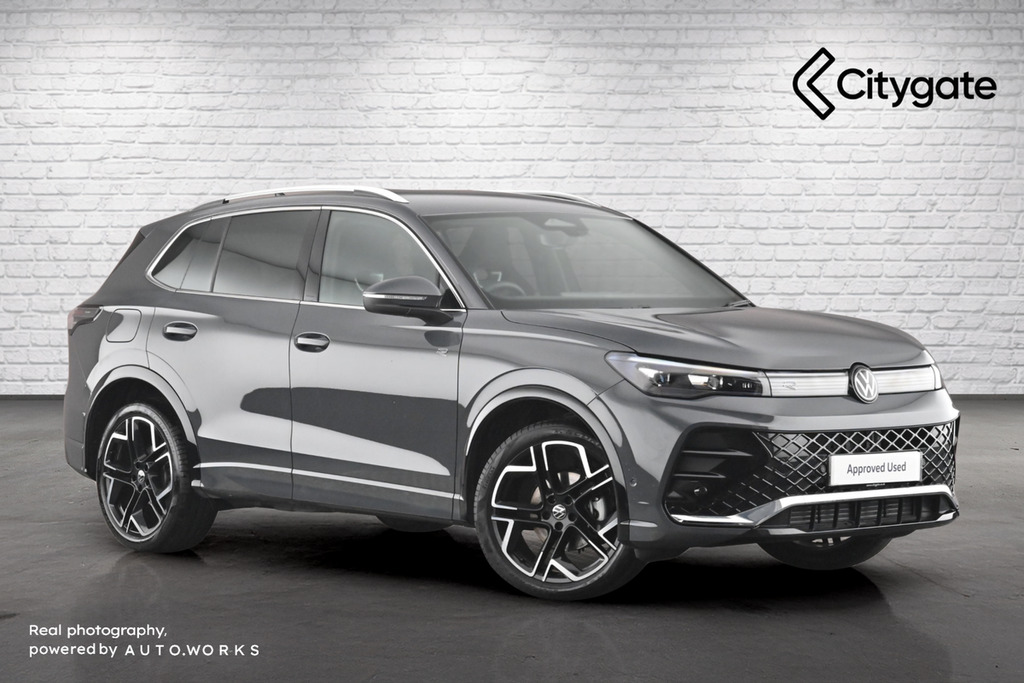 Volkswagen Tiguan R-line 1.5 Etsi 150 Ps 7-Speed Dsg Grey