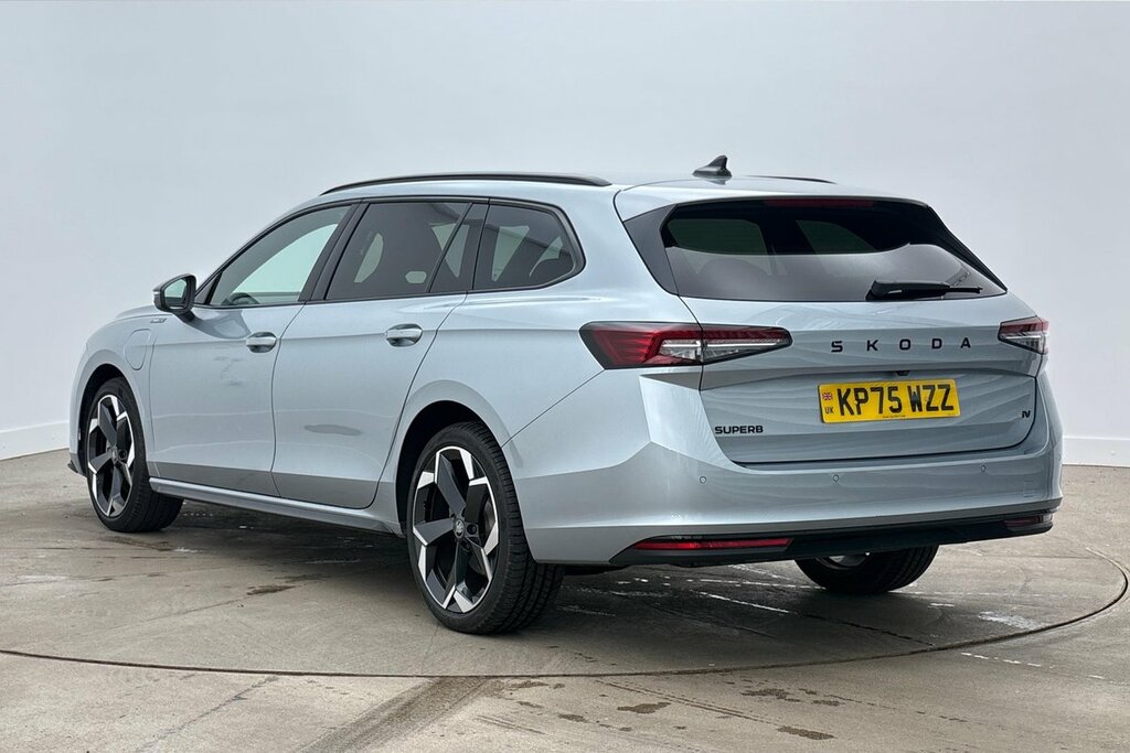 Skoda Superb Sportline 1.5 Tsi Iv 204 Ps Dsg Silver #3