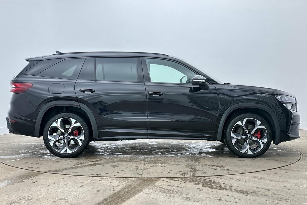 Skoda Kodiaq Vrs 7 Seats 2.0 Tsi 265 Ps Dsg 4X4 Black #4