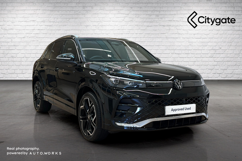 Volkswagen Tiguan R-line 1.5 Tsi Ehybrid 204 Ps 6-Speed Dsg Black