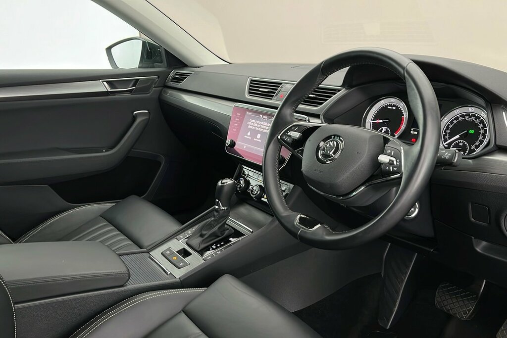 Skoda Superb Hatch Se L 1.5 Tsi 150 Ps Dsg Green #6