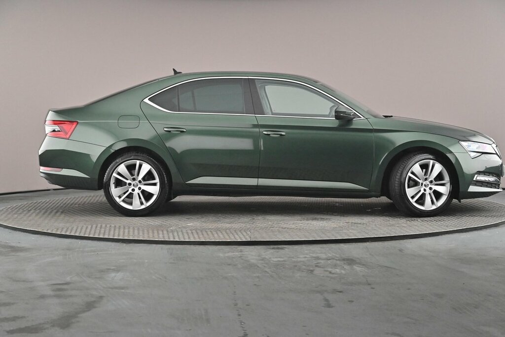 Skoda Superb Hatch Se L 1.5 Tsi 150 Ps Dsg Green #4