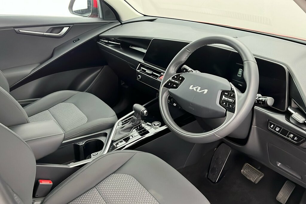 Kia Niro 1.6H Gdi 2 Suv Hybrid Dct Euro 6 Ss Red