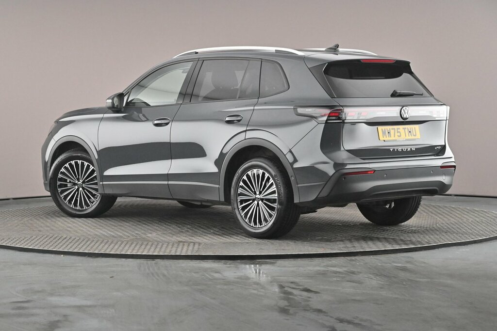Volkswagen Tiguan Match 1.5 Etsi 150 Ps 7-Speed Dsg Grey #3